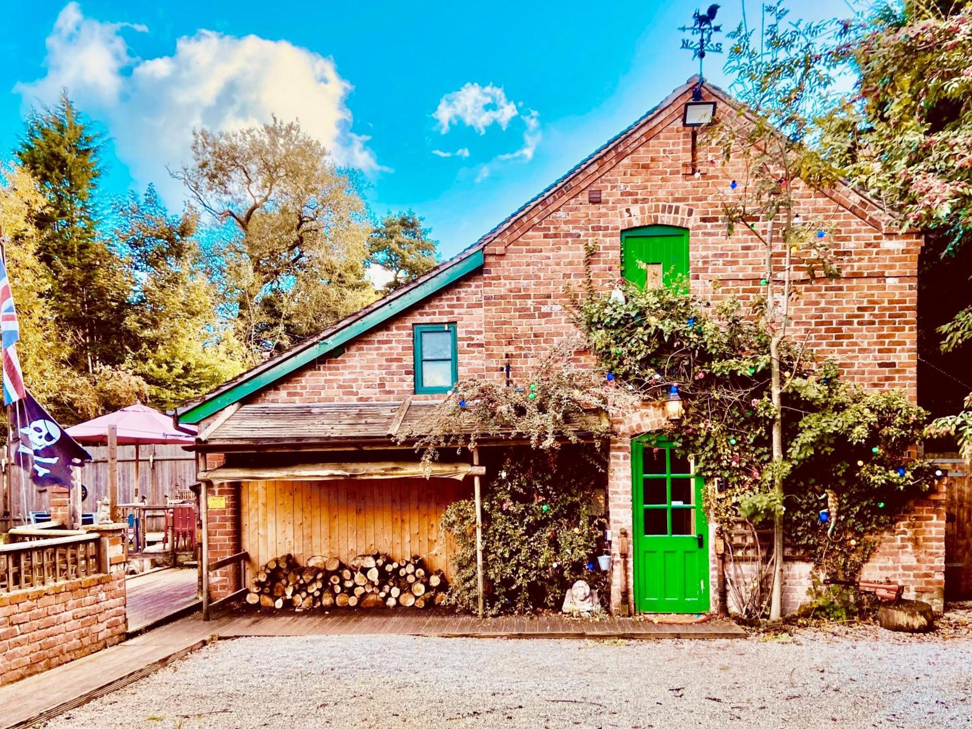 Squirrel Barn Vila Milwich Exterior foto