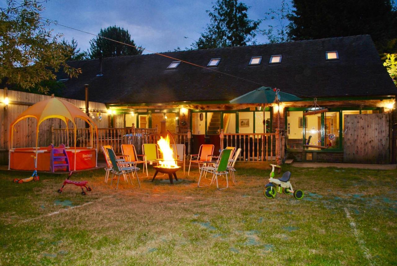 Squirrel Barn Vila Milwich Exterior foto