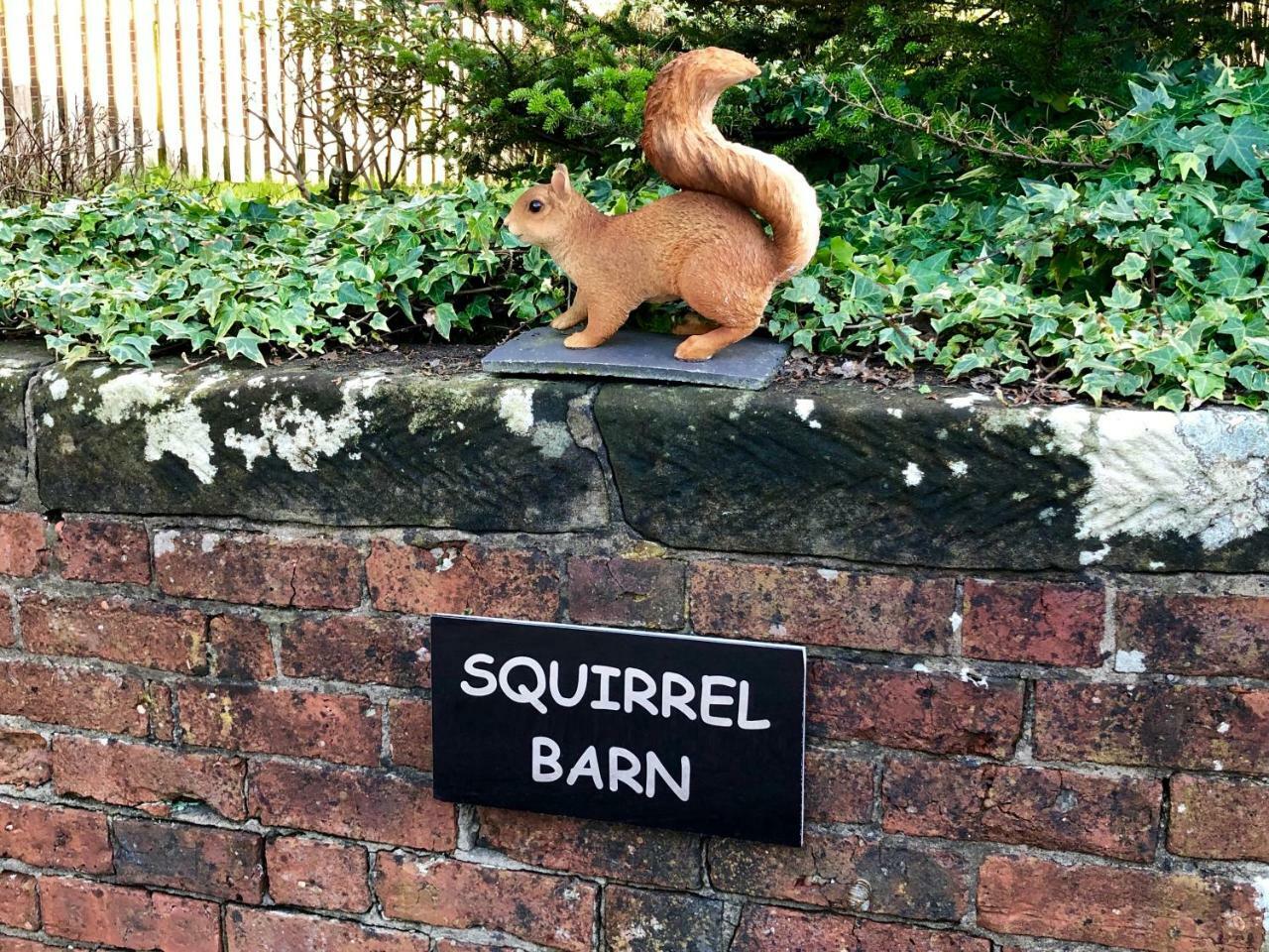 Squirrel Barn Vila Milwich Exterior foto